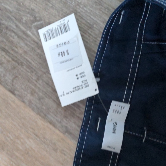 High waisted shorts with belt- NWT - Picture 2 of 3